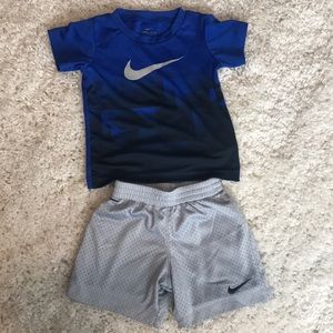 Kids NIKE SETS SHIRT/SHORTS/ Athletic